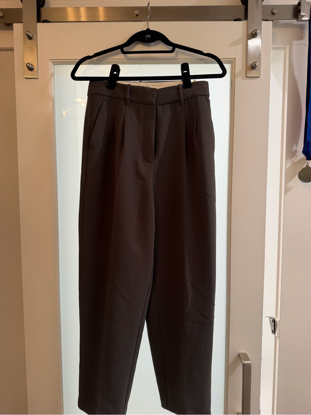 Wilfred Size 4 Carrot Tailored Pants Charcoal Grey